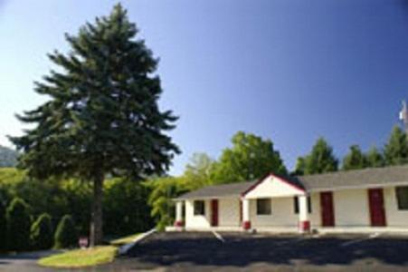 Appalachian Motel Vernon Ngoại thất bức ảnh