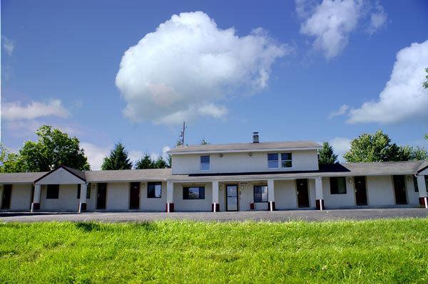 Appalachian Motel Vernon Ngoại thất bức ảnh